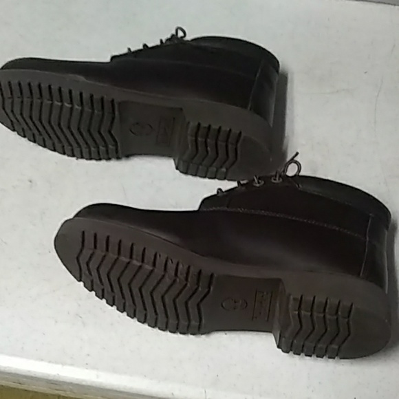 Boots - Picture 3 of 4